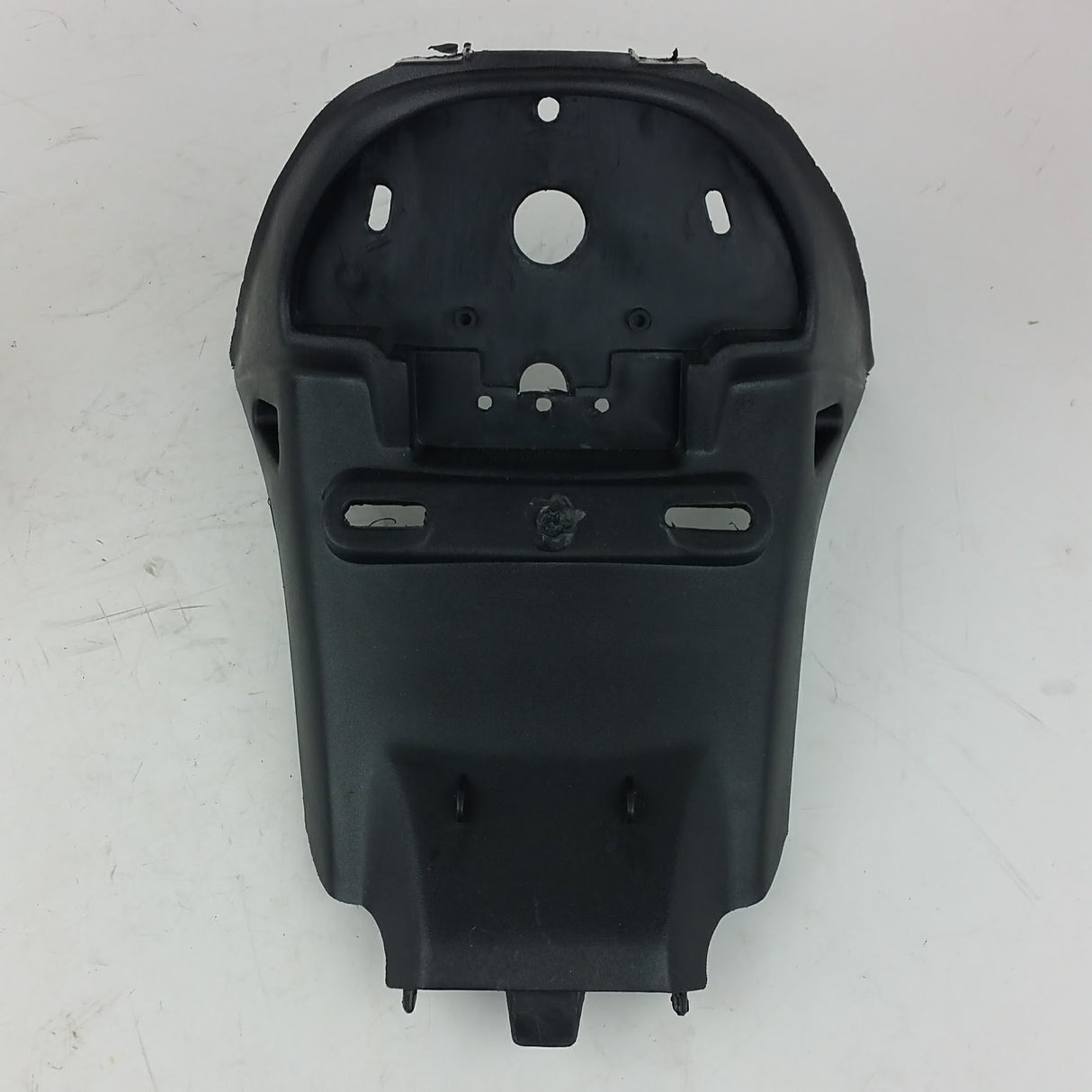 Rear Fender Upper for Jonway Force B & C Valero Bahama GY6 50cc 150cc Scooter