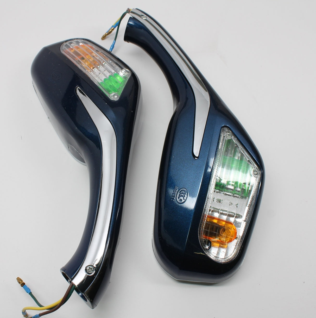 Mirror with Turn Signal light, Magnum 150RL-BLUE
